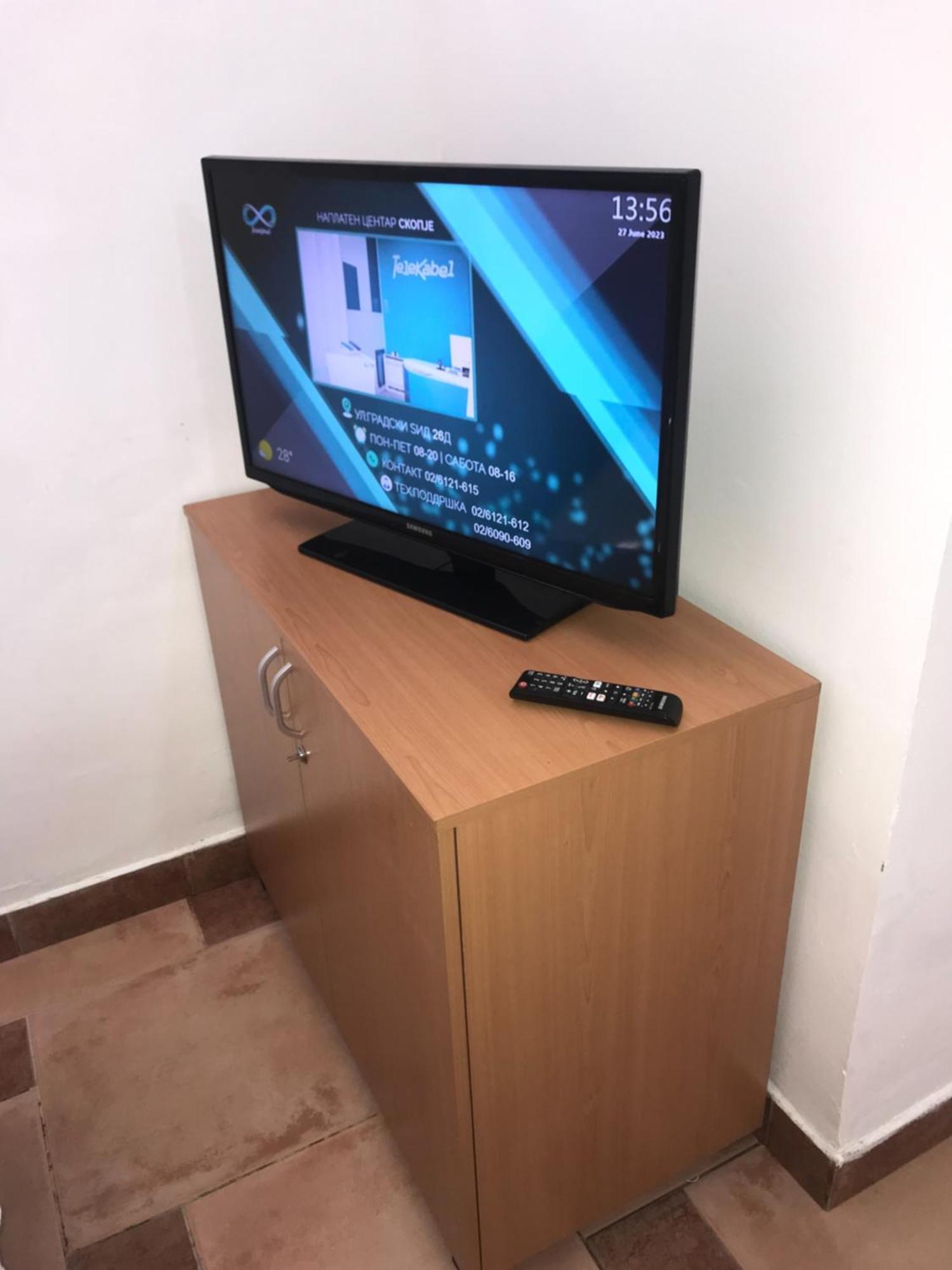 Sani Suteren Apartment Skopje Bagian luar foto