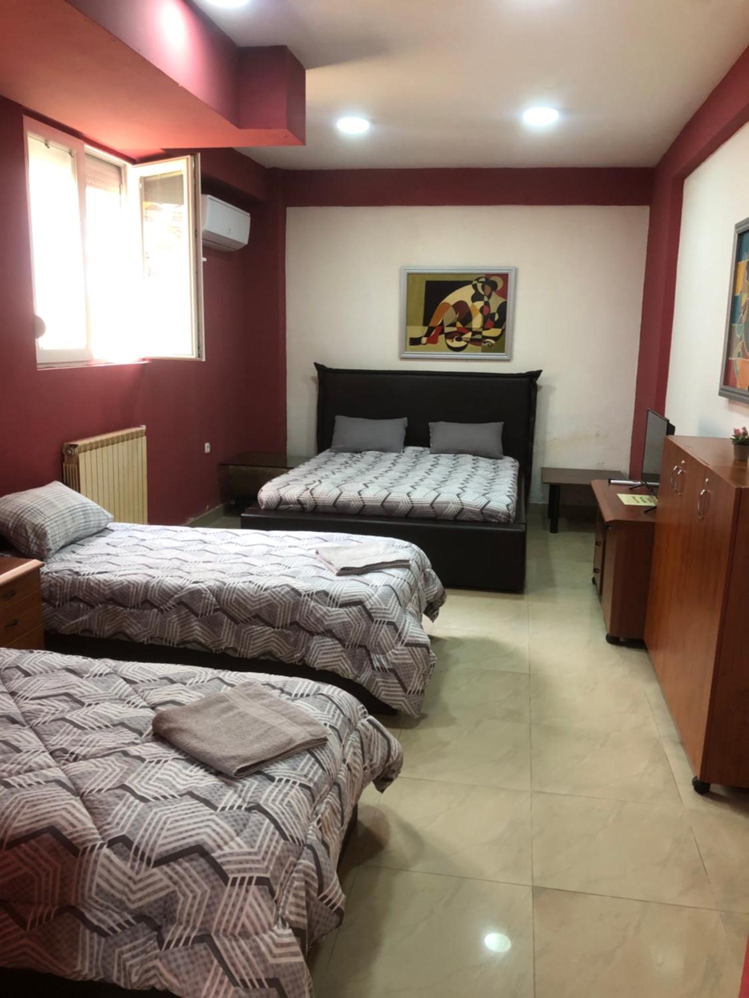 Sani Suteren Apartment Skopje Bagian luar foto